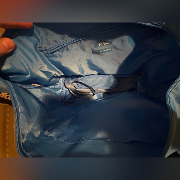 The Foldie Bag in Azure Blue NWOT - Picture 5 of 5